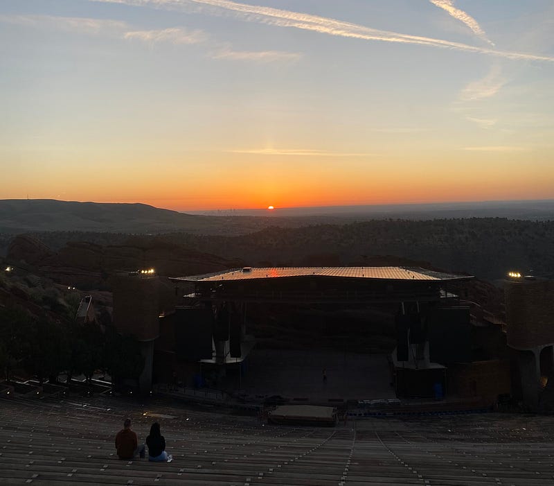 Sunrise at Red Rocks Park