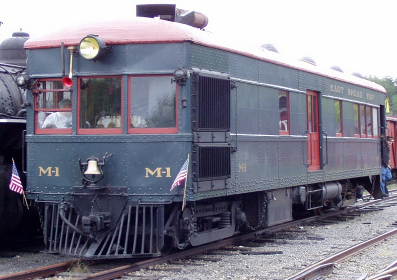 Doodlebug railcar in action